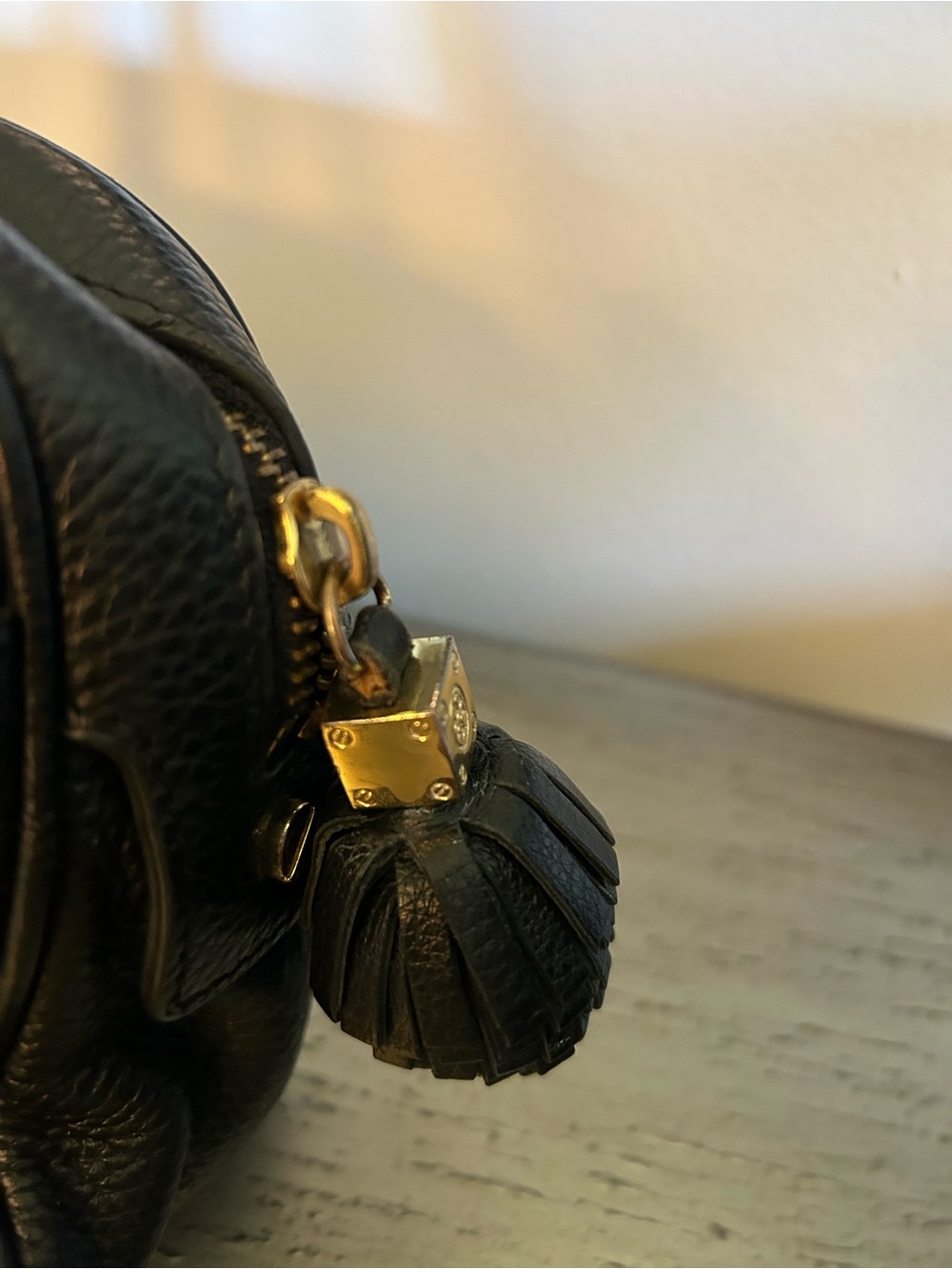 Tory Burch Thea Chain Black Leather Crossbody Bag EXCELLENT CONDITION - Picture 6 of 16